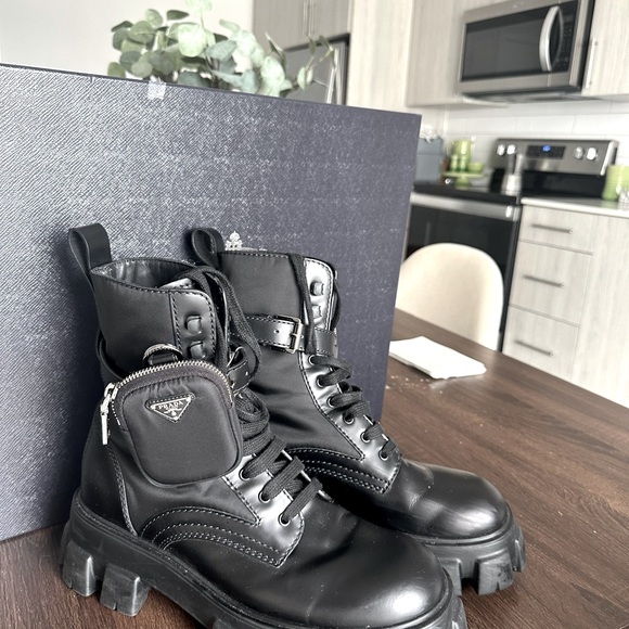 Men Black Prada Boots, size 9 - Picture 1 of 3